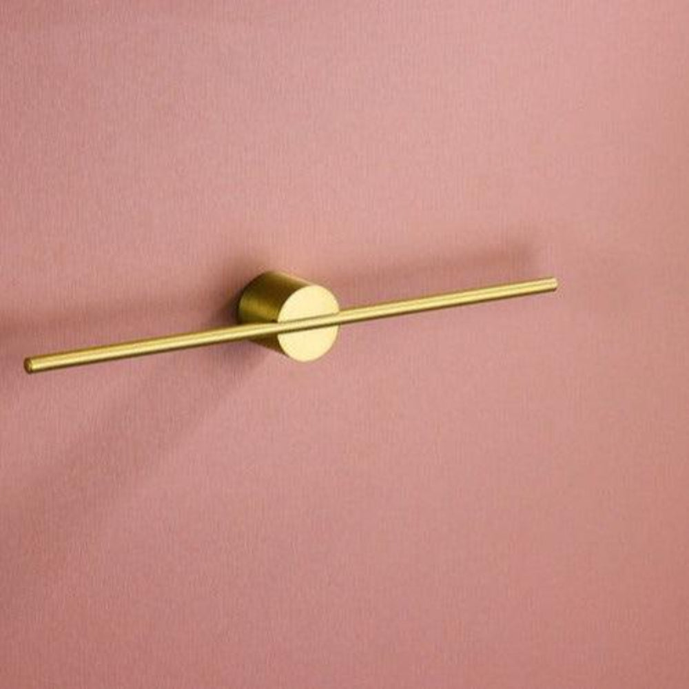 Contemporary Wall-Mounted Towel Rack - Sturdy Bathroom Organizer